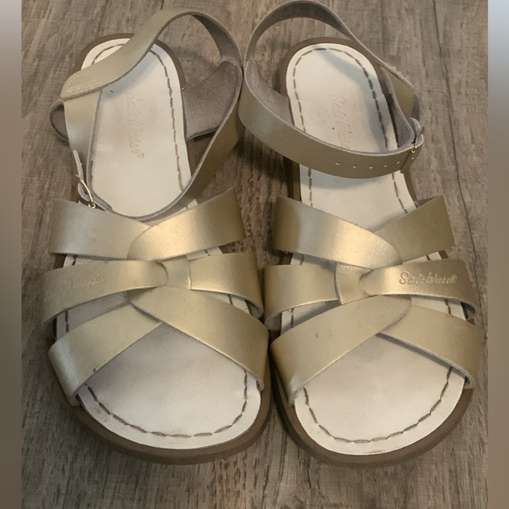 Adult salt water Gold Sandals